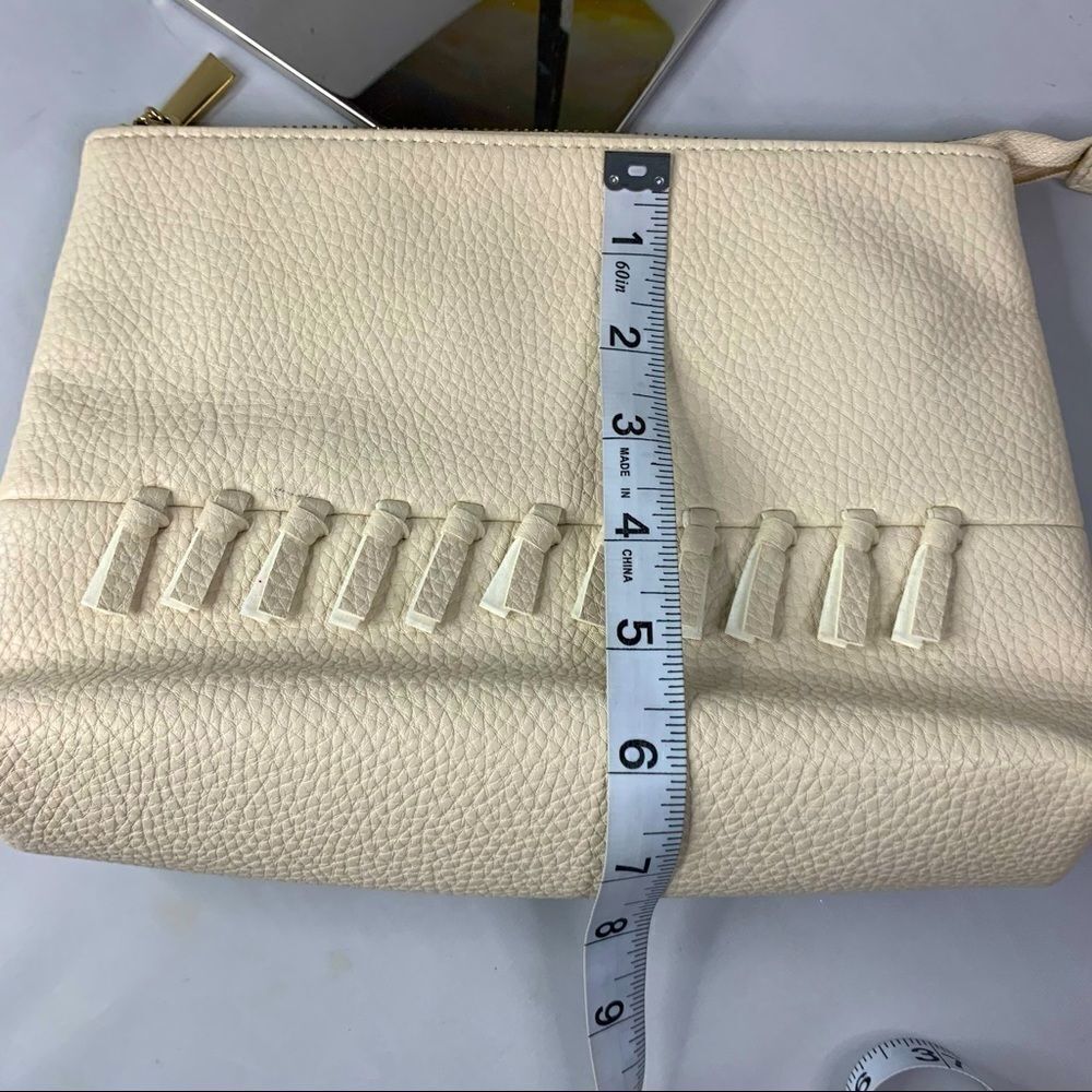 Mossimo Clutch Purse Beige Pebbled Faux Leather - Picture 7 of 7